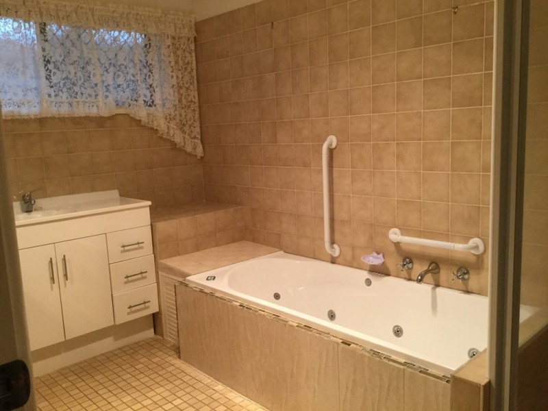 55 Pacific Road, Surf Beach NSW 2536