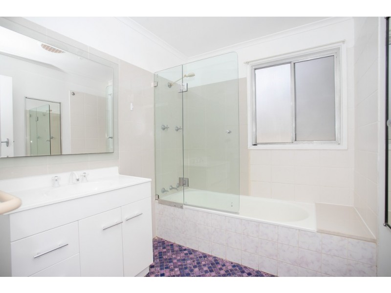 41 COUNTRY CLUB DRIVE, Catalina NSW 2536