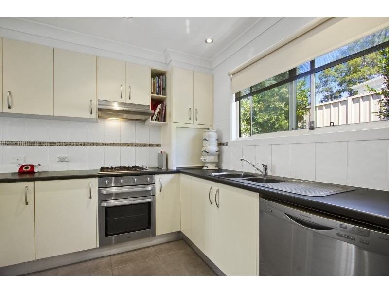 4 Luks Way, Batehaven NSW 2536