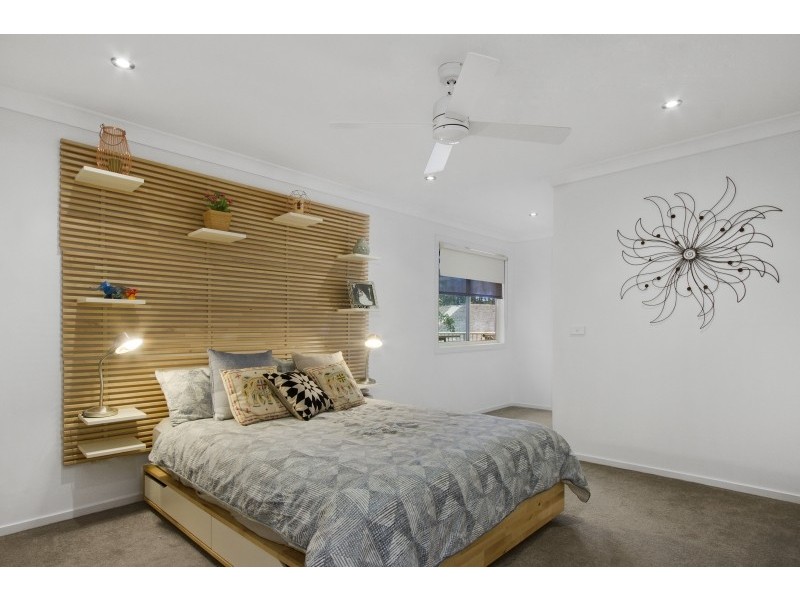 4 Luks Way, Batehaven NSW 2536