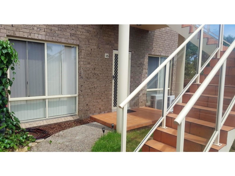 16/8 Lord Place, North Batemans Bay NSW 2536