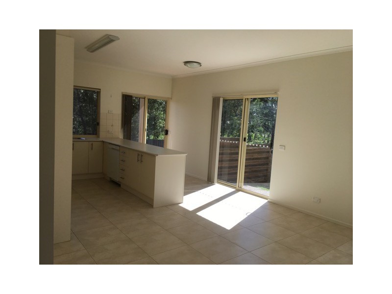 16/8 Lord Place, North Batemans Bay NSW 2536