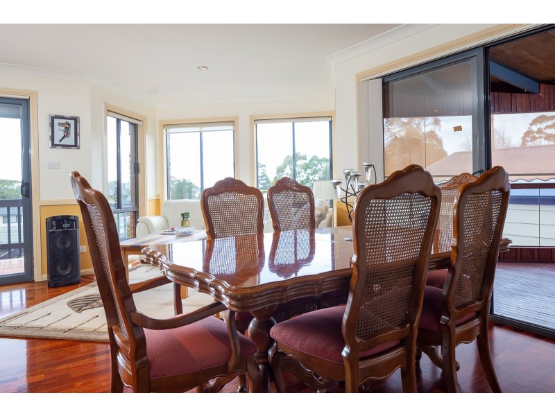 16 Coogee Street, Tuross Head NSW 2537
