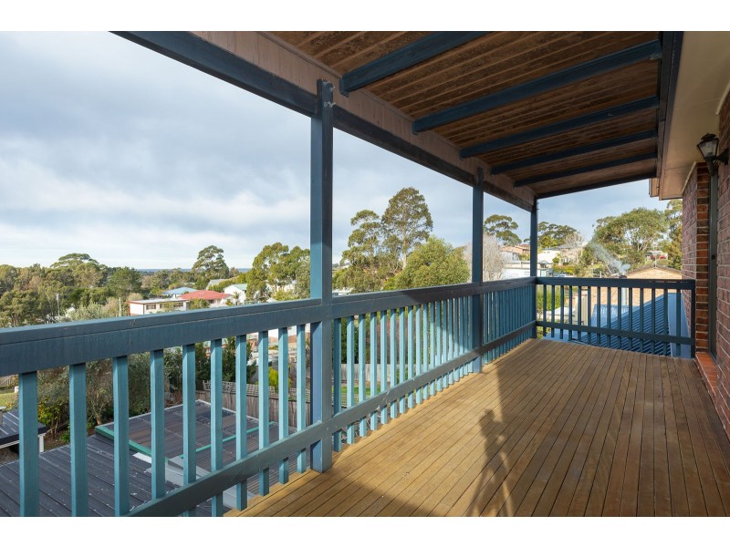 16 Coogee Street, Tuross Head NSW 2537