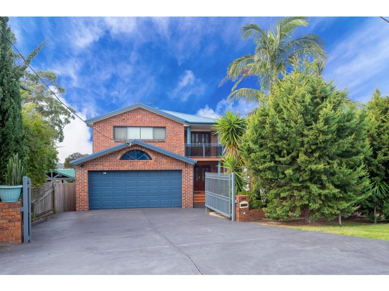 16 Coogee Street, Tuross Head NSW 2537