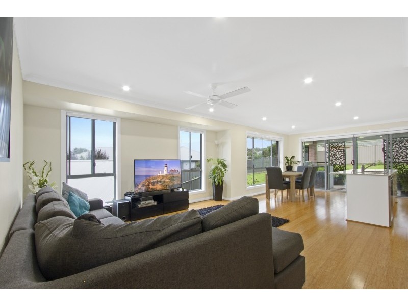 4 France Place, Long Beach NSW 2536