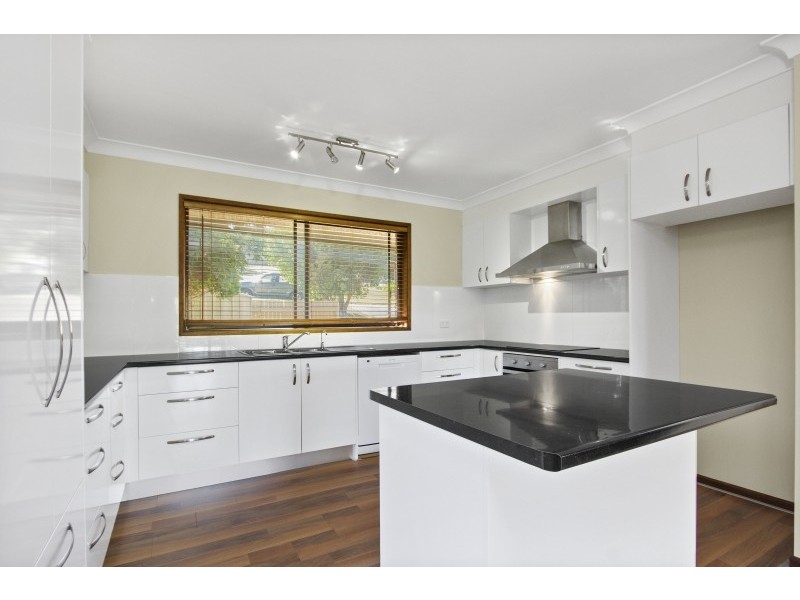 24 Vista Avenue, Catalina NSW 2536