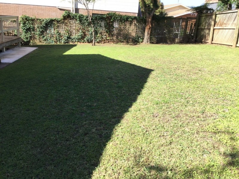 18 Surf Beach Ave, Surf Beach NSW 2536