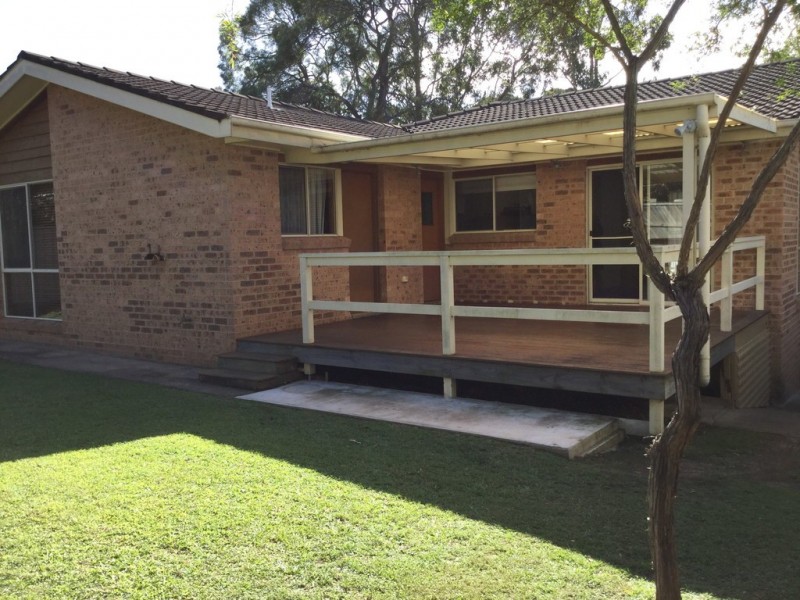 18 Surf Beach Ave, Surf Beach NSW 2536