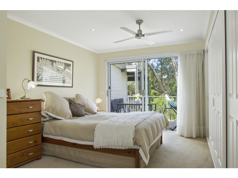 17B Candlagan Drive, Broulee NSW 2537