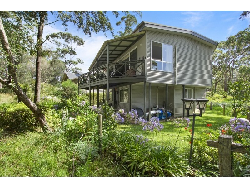 17B Candlagan Drive, Broulee NSW 2537