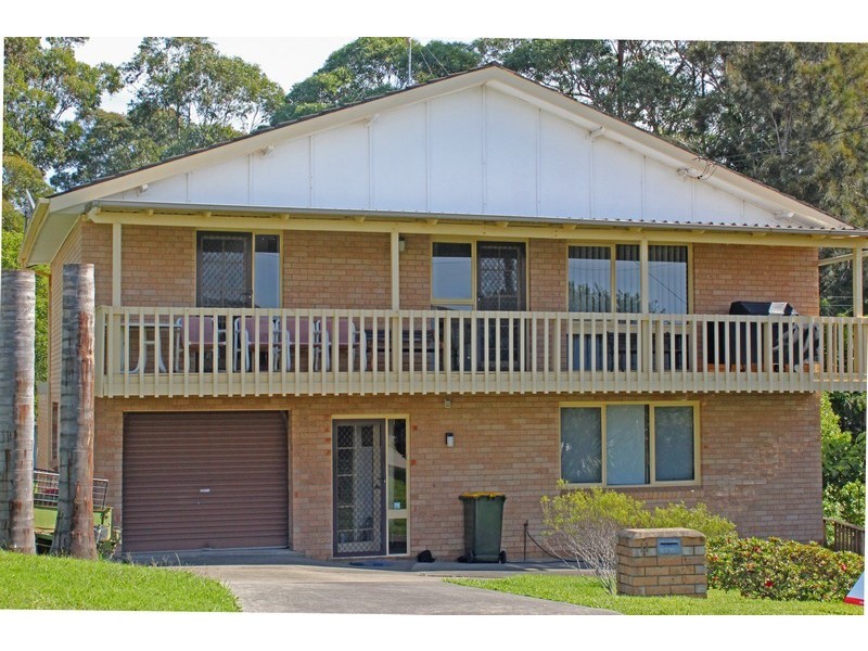 11 Malua Street, Malua Bay NSW 2536