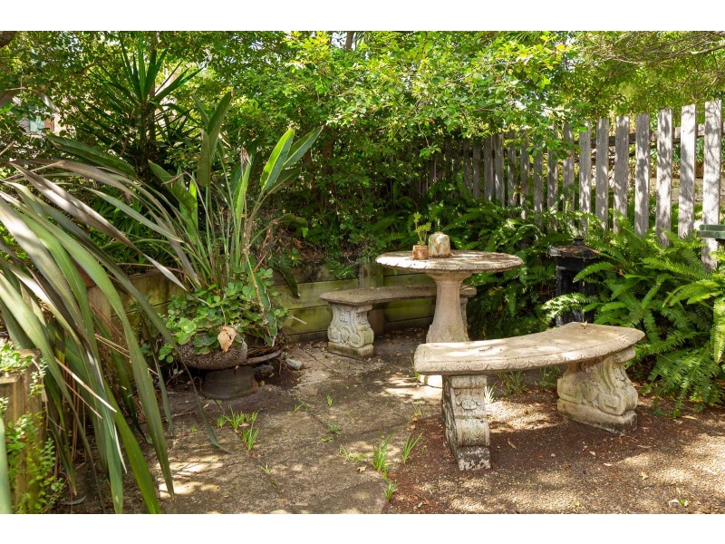 14 Pleasurelea Drive, Sunshine Bay NSW 2536