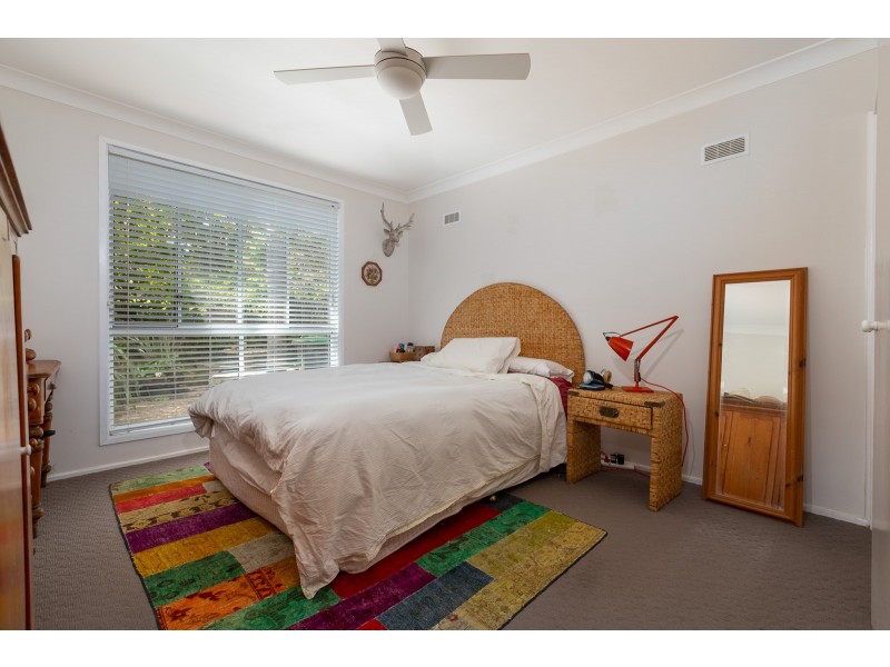 14 Pleasurelea Drive, Sunshine Bay NSW 2536