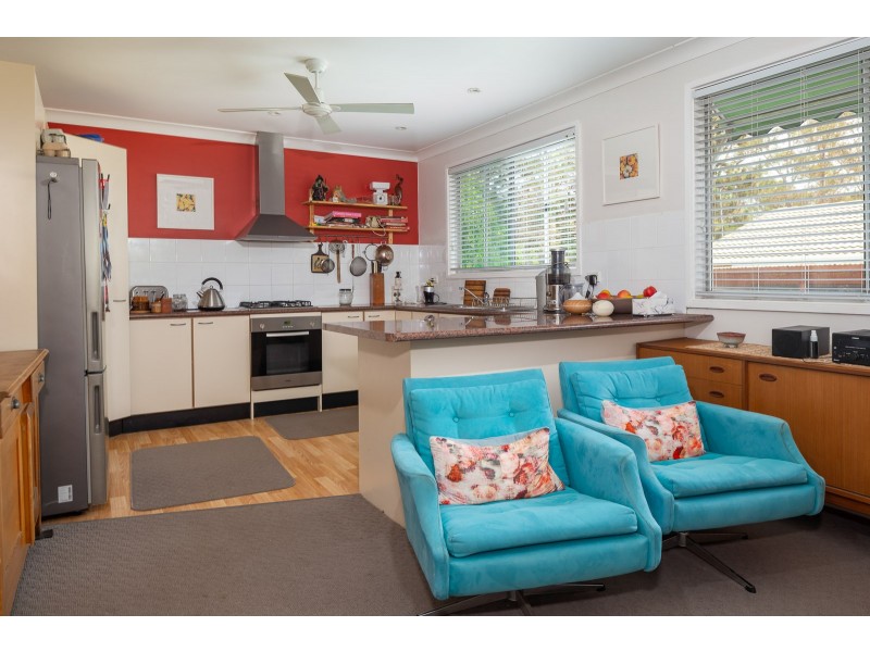 14 Pleasurelea Drive, Sunshine Bay NSW 2536