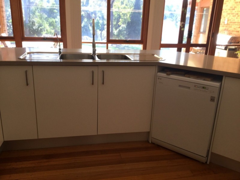 9 Towrang Avenue, Surf Beach NSW 2536