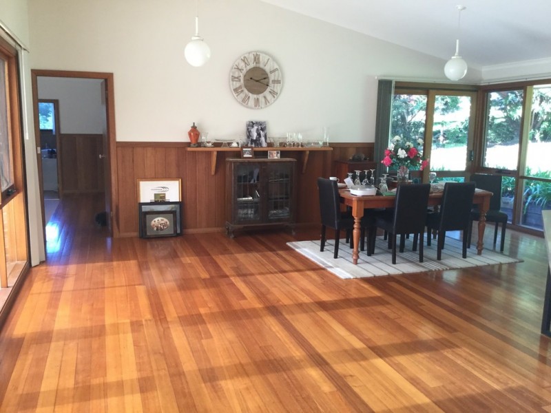 9 Towrang Avenue, Surf Beach NSW 2536