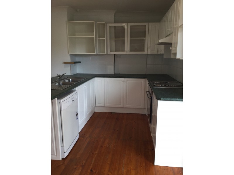18 Cook Avenue, Surf Beach NSW 2536