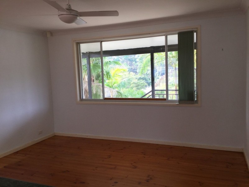 18 Cook Avenue, Surf Beach NSW 2536