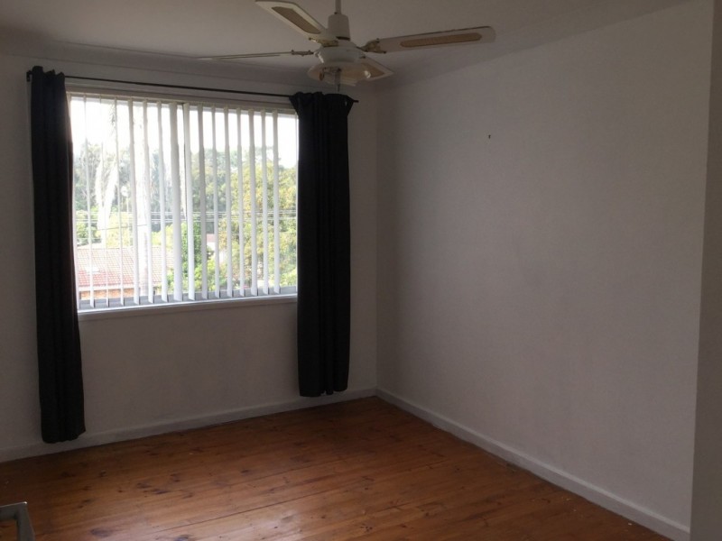 18 Cook Avenue, Surf Beach NSW 2536