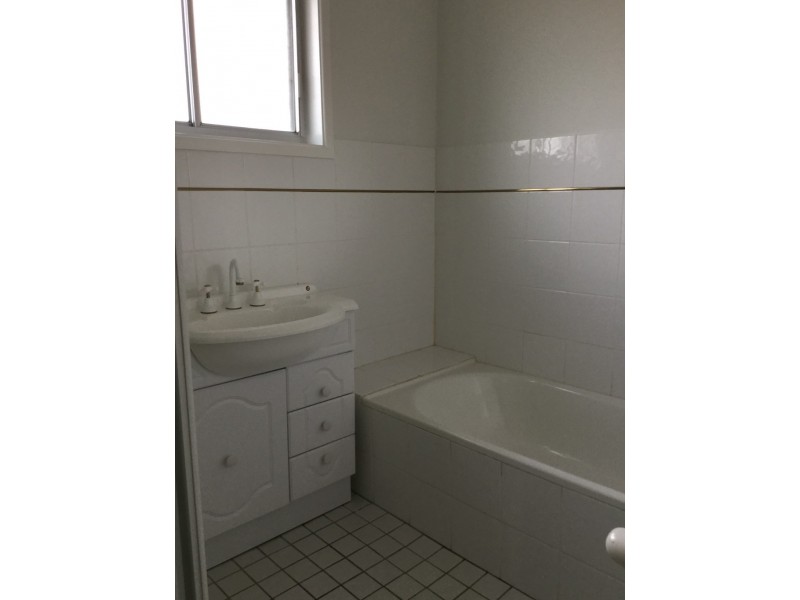 18 Cook Avenue, Surf Beach NSW 2536