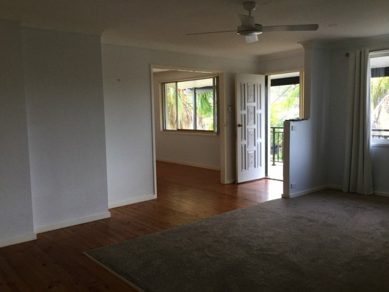 18 Cook Avenue, Surf Beach NSW 2536