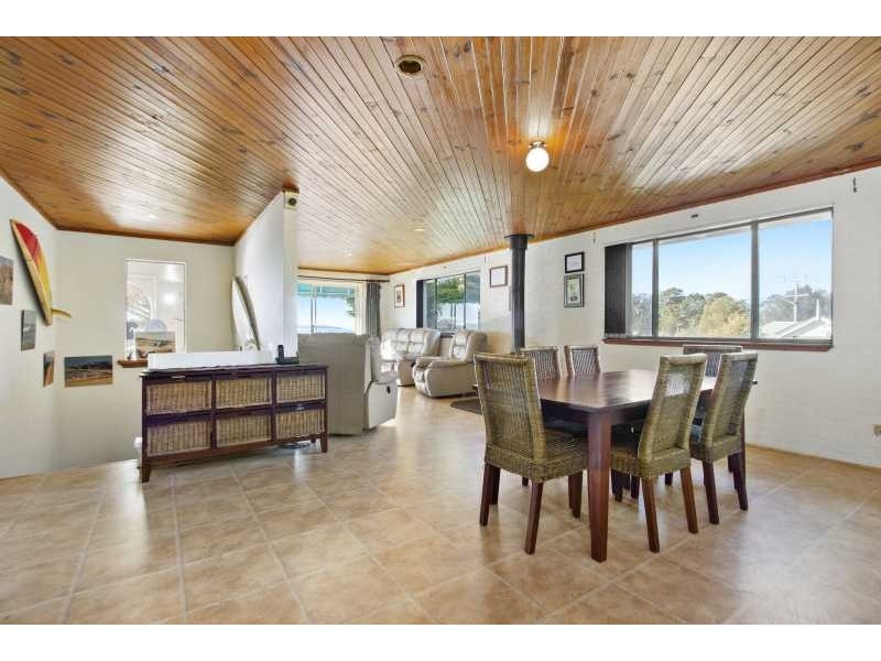 384-388 Beach Road, Batehaven NSW 2536