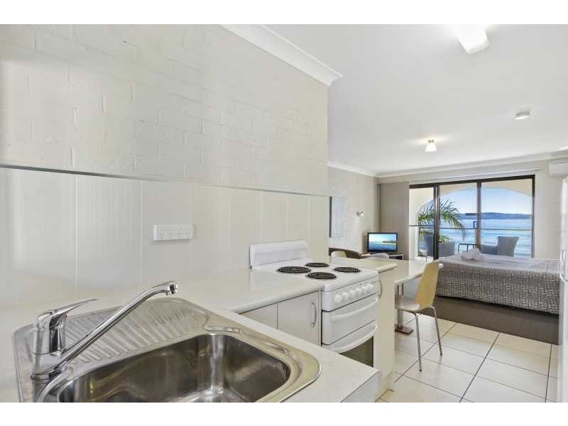 384-388 Beach Road, Batehaven NSW 2536