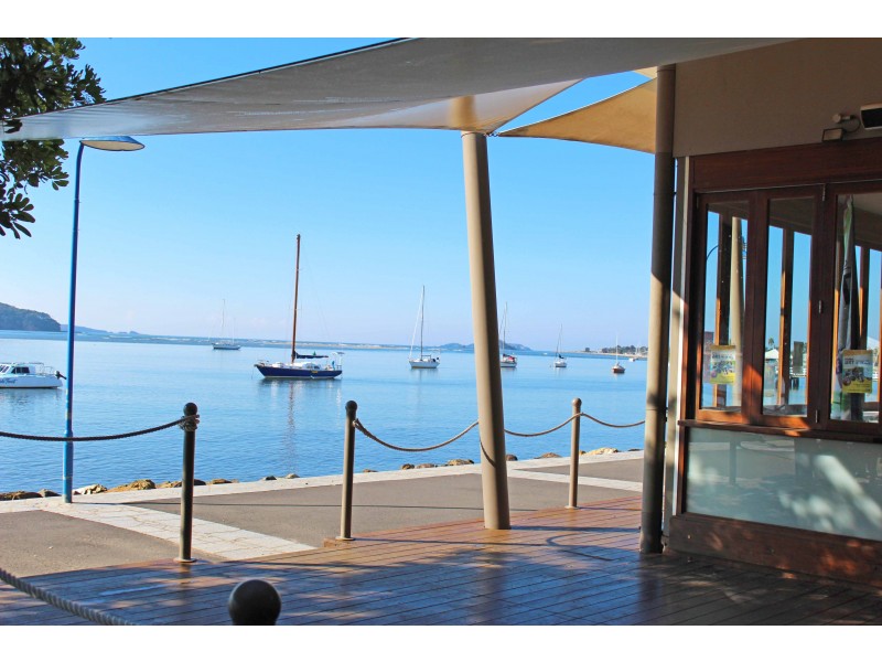 Shop 4, 3 Orient Street, Batemans Bay NSW 2536