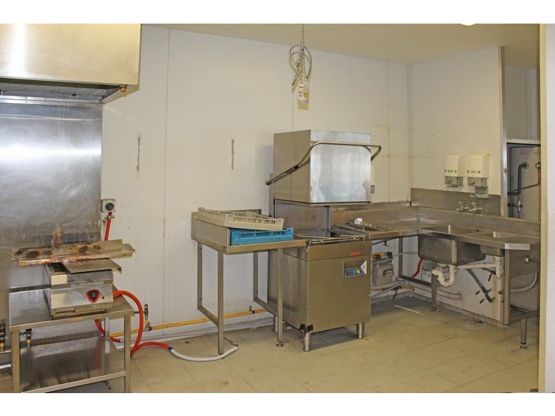 Shop 4, 3 Orient Street, Batemans Bay NSW 2536