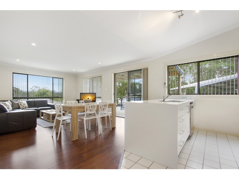 31b Broomfield Crescent, Long Beach NSW 2536
