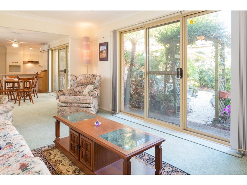 27 Sunshine Bay Road, Sunshine Bay NSW 2536