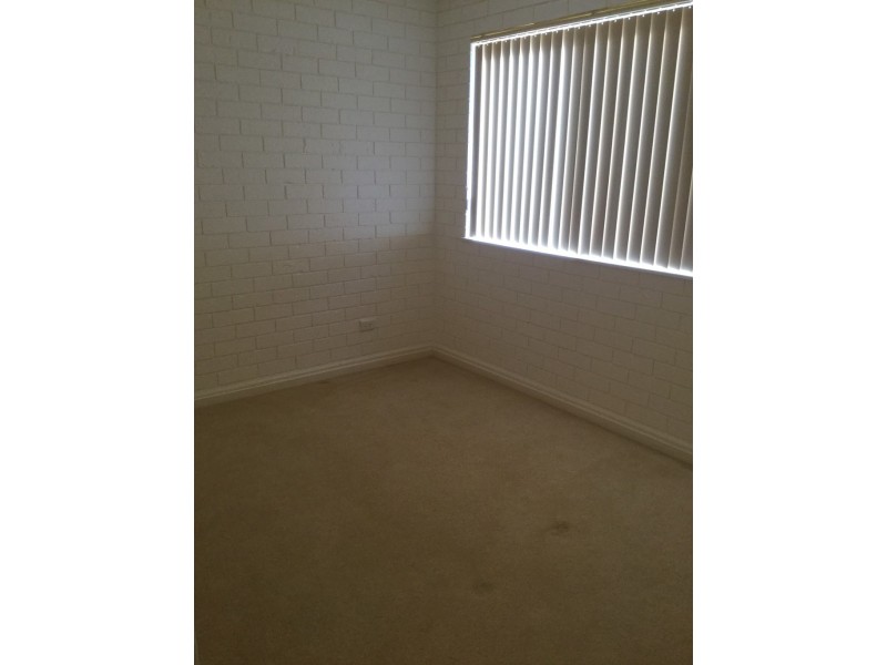 2/8 Explorers Way, Surf Beach NSW 2536