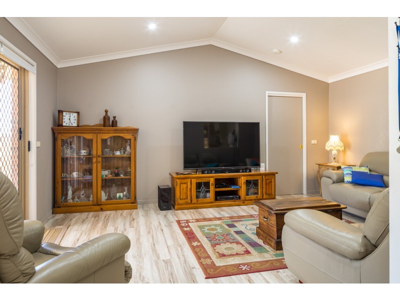 8 Crinum Place, Catalina NSW 2536