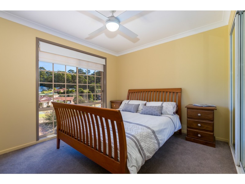 8 Crinum Place, Catalina NSW 2536
