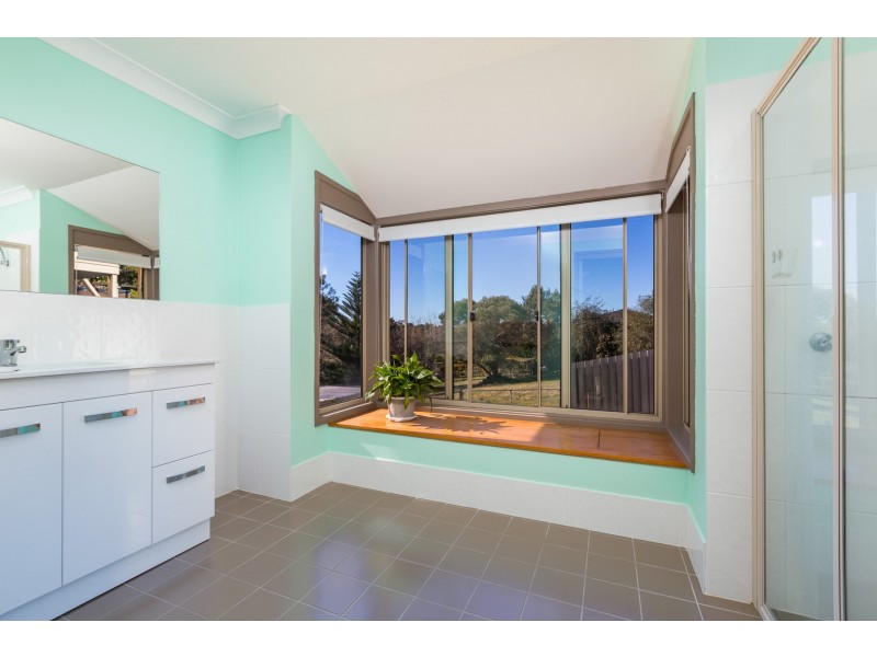 8 Crinum Place, Catalina NSW 2536