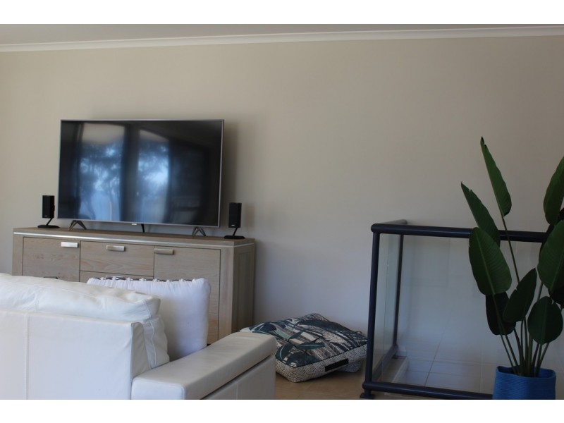 2/62 Courtenay Crescent, Long Beach NSW 2536