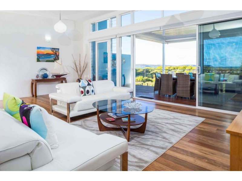 1/101 Coronation Drive, Broulee NSW 2537