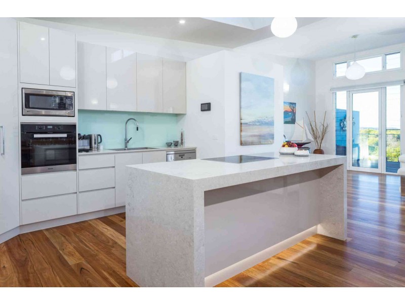 1/101 Coronation Drive, Broulee NSW 2537