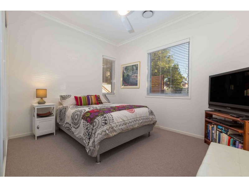 1/101 Coronation Drive, Broulee NSW 2537