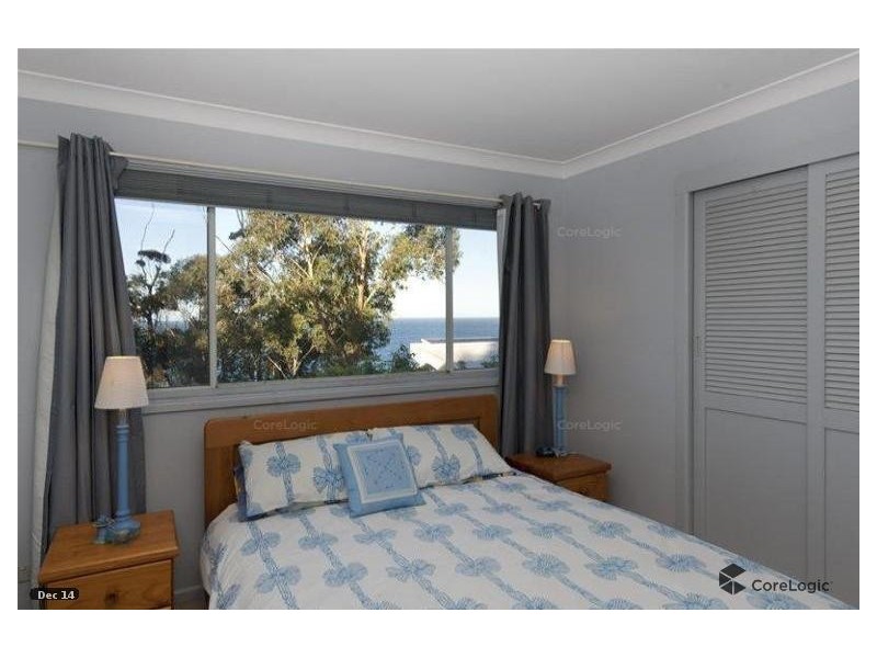 19 Burrawang Crescent, Sunshine Bay NSW 2536