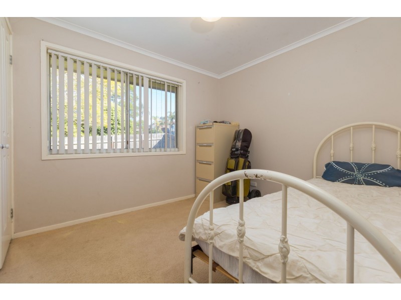 17 Cook Avenue, Surf Beach NSW 2536