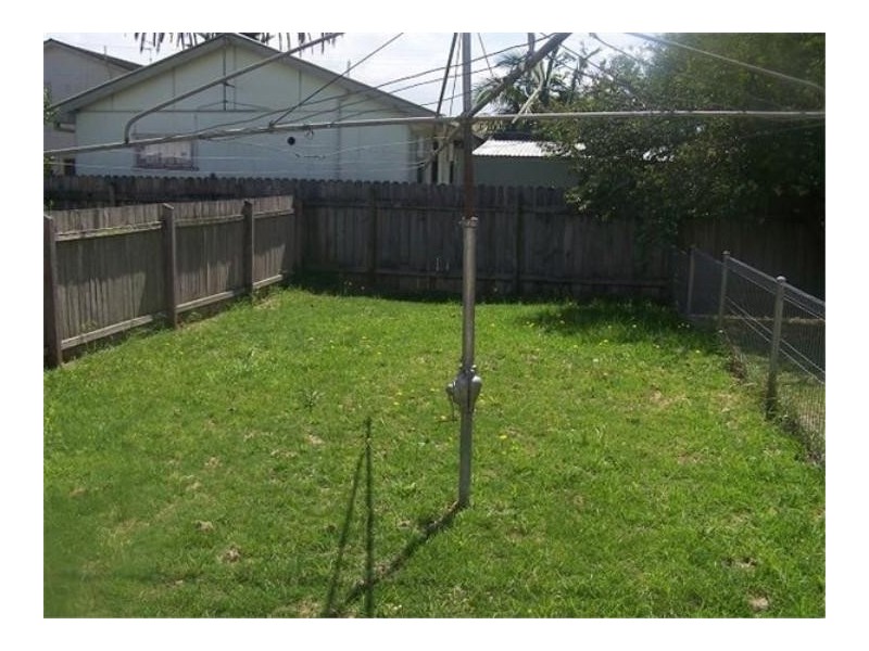 2/33 Golf Links Drive, Batemans Bay NSW 2536