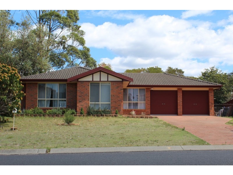 8 Zanthus Drive, Broulee NSW 2537