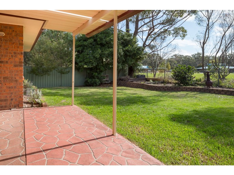 8 Zanthus Drive, Broulee NSW 2537