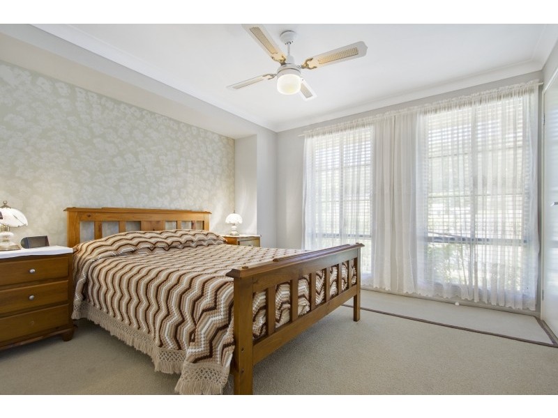 25 CANNING CRESCENT, Sunshine Bay NSW 2536