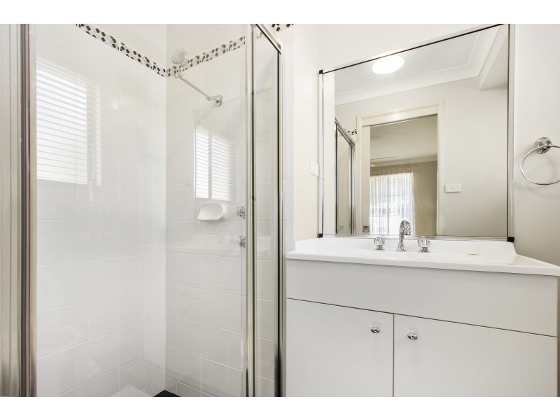 25 CANNING CRESCENT, Sunshine Bay NSW 2536