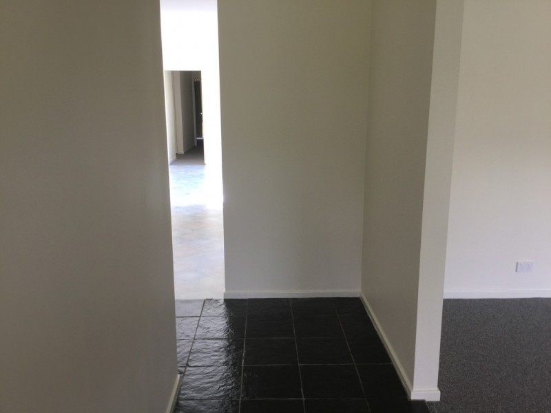 4 GULL CLOSE, Catalina NSW 2536