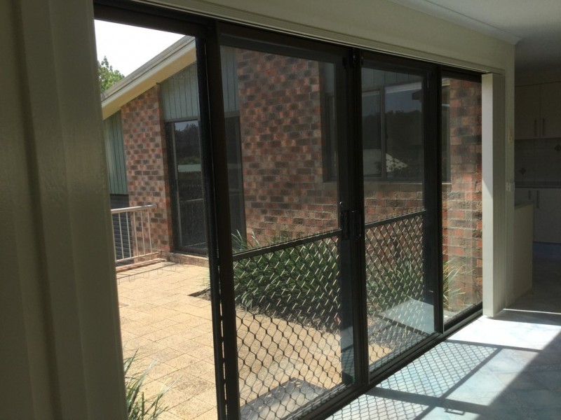 4 GULL CLOSE, Catalina NSW 2536