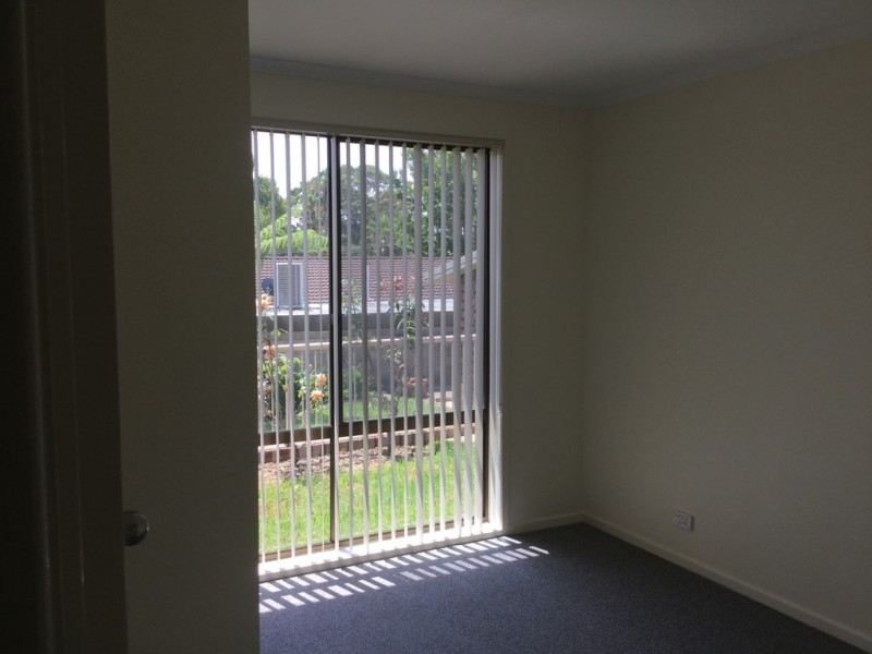 4 GULL CLOSE, Catalina NSW 2536